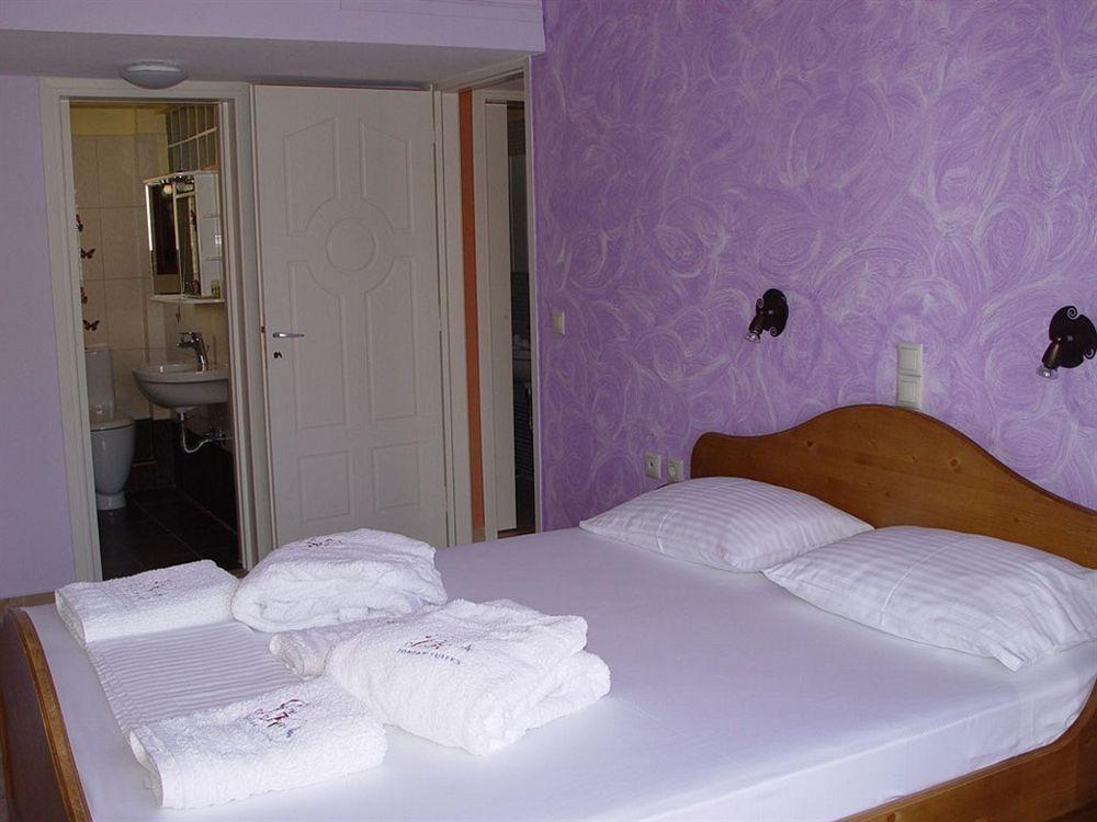 Greka Ionian Suites Agia Efimia 외부 사진