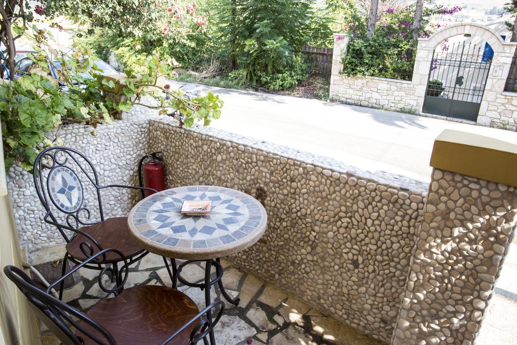 Greka Ionian Suites Agia Efimia 외부 사진