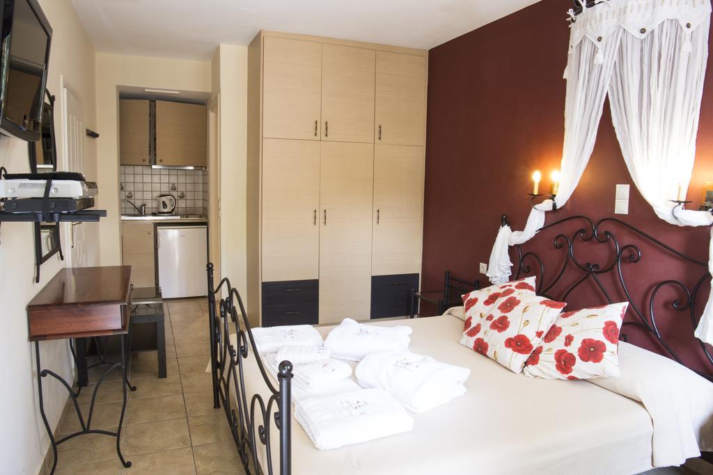 Greka Ionian Suites Agia Efimia 외부 사진