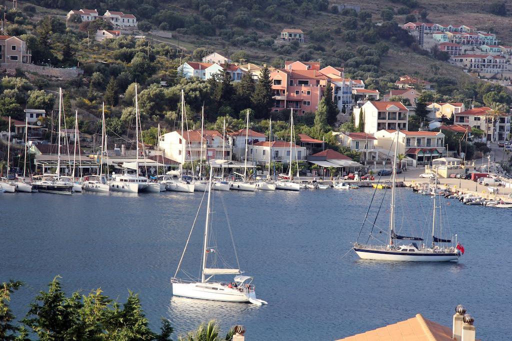 Greka Ionian Suites Agia Efimia 외부 사진