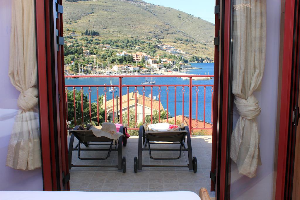 Greka Ionian Suites Agia Efimia 외부 사진