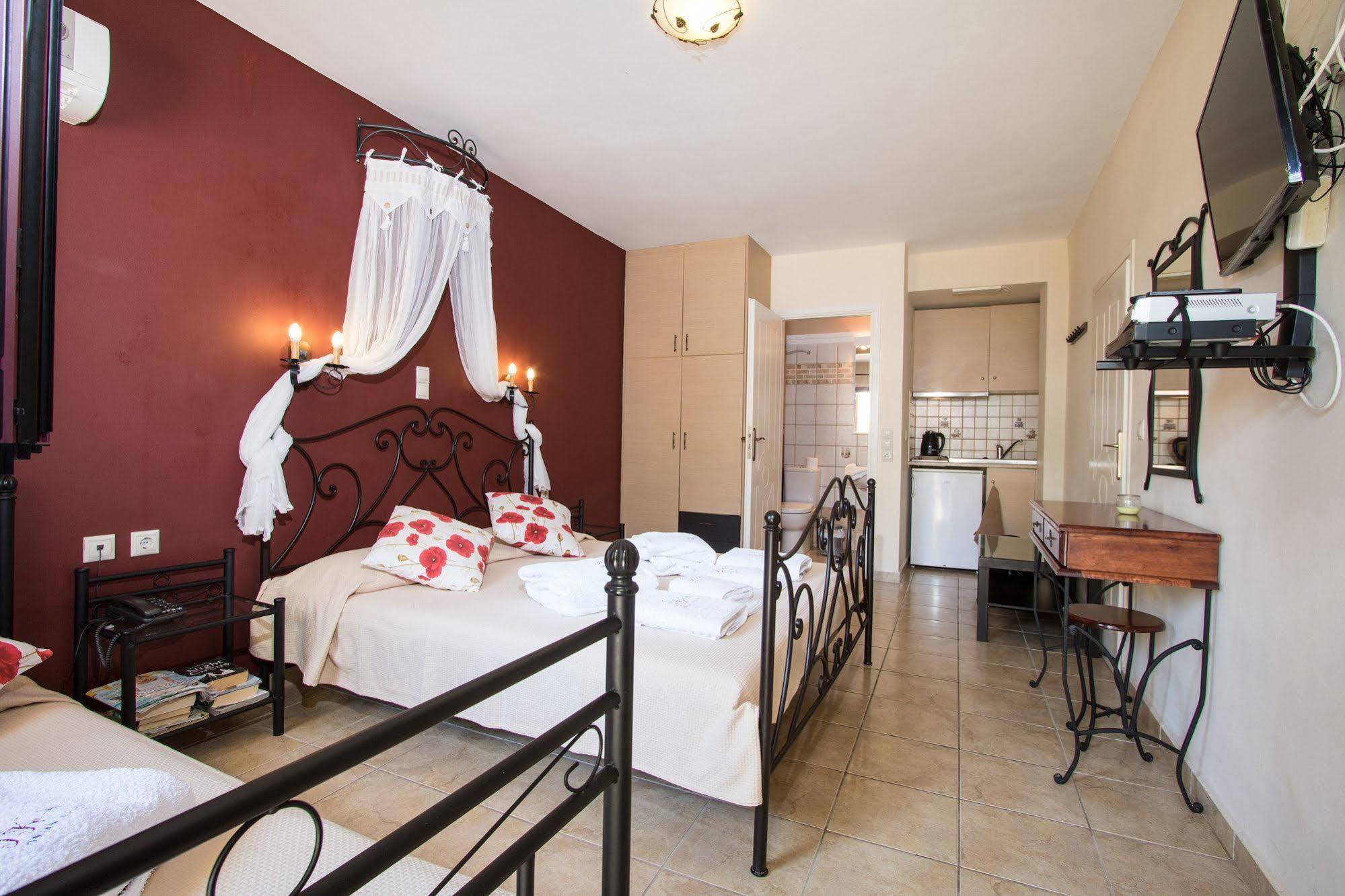 Greka Ionian Suites Agia Efimia 외부 사진