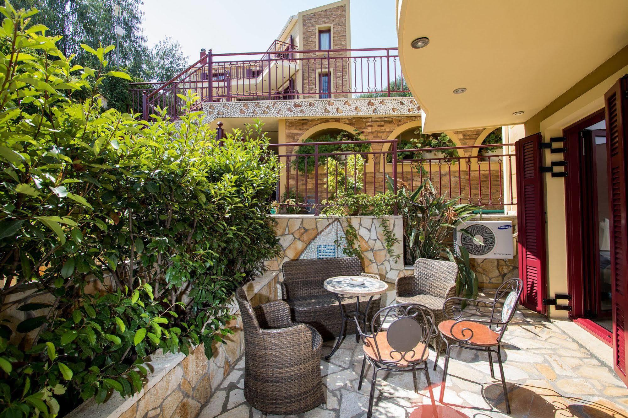 Greka Ionian Suites Agia Efimia 외부 사진
