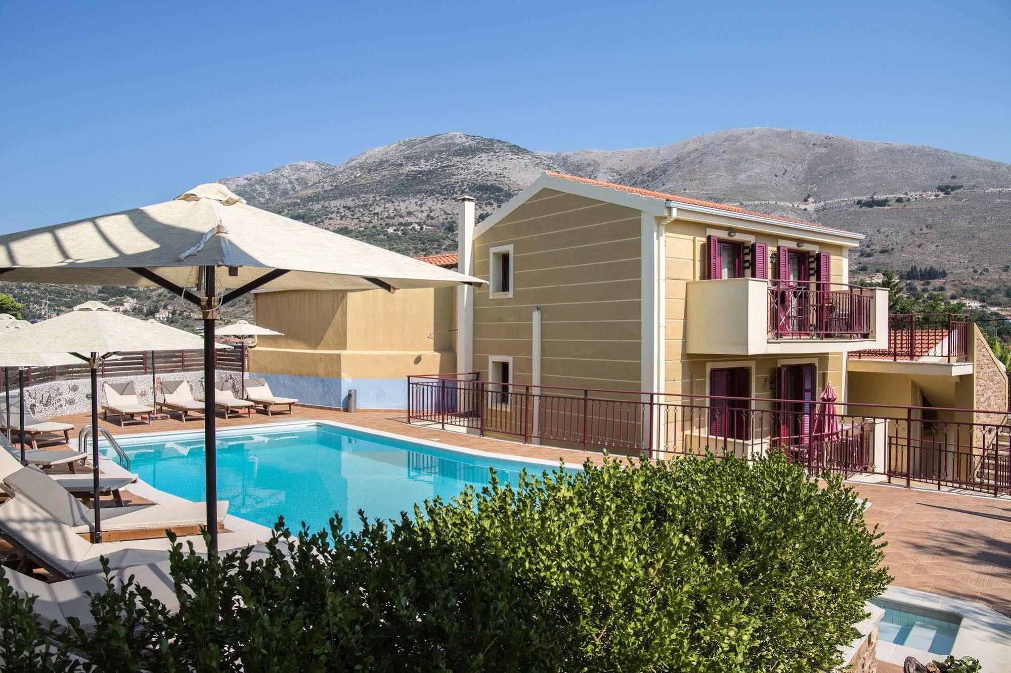 Greka Ionian Suites Agia Efimia 외부 사진